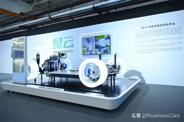 上汽牽手華為，為中國汽車市場(chǎng)打造美好靈魂與夢(mèng)想