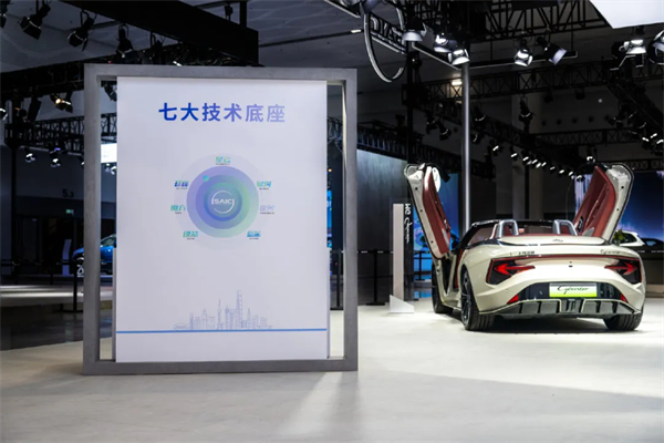 專訪賈健旭：以“新范式”破局，重構(gòu)中國汽車新坐標(biāo)